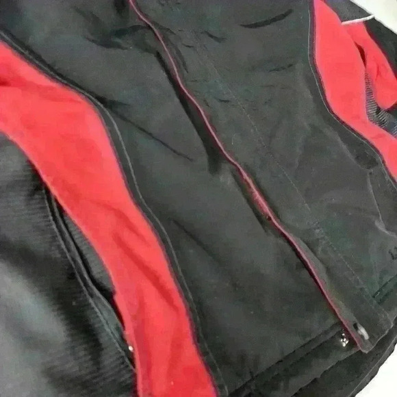 L.L. Bean red and black thinsulated heavy jacket - Picture 3 of 12